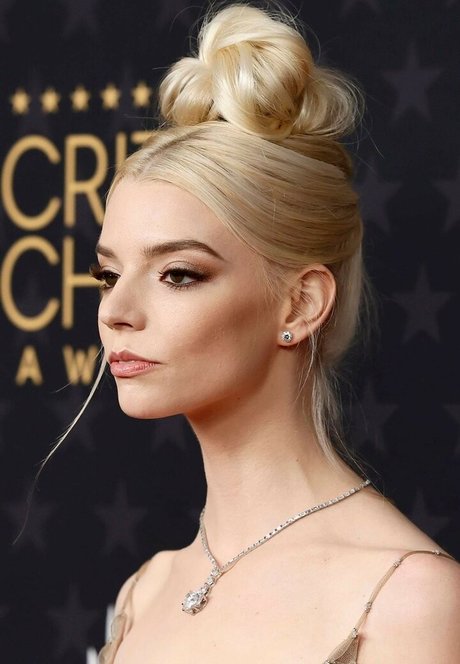 esposa rubia caliente onlyfans xxx caliente foto