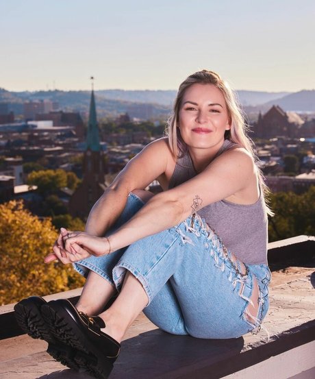 Renee Paquette mejor actriz recopilación