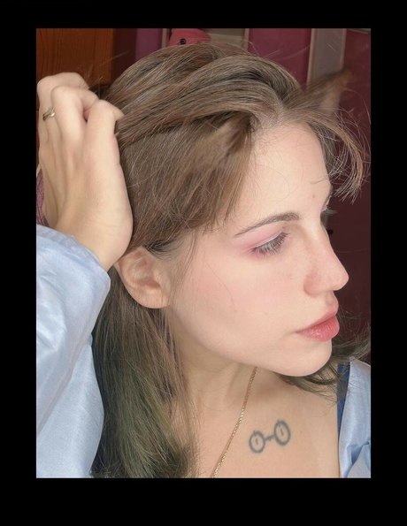 Aril s Chest estrella porno gratis galerías