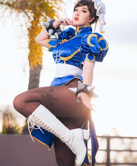 Caytie Cosplay linda estrella foto