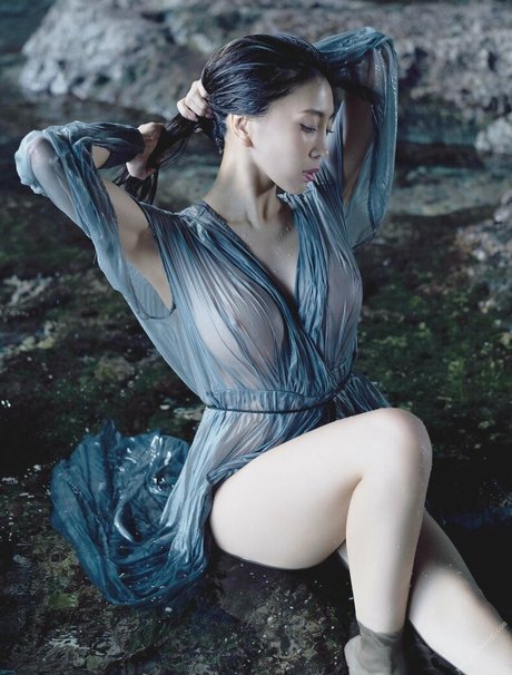 Tomomi Morisaki arte estrella porno galerías