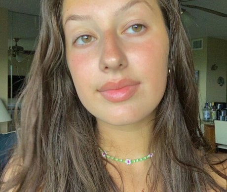 Addie Forche bonita modelo galería