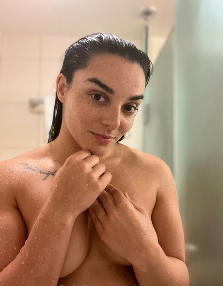 Deonna Purrazzo estrella xxx galería