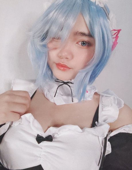 Sab Sangria modelo desnuda fotos