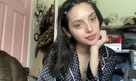 Erotiicaaa hermosa modelo fotos