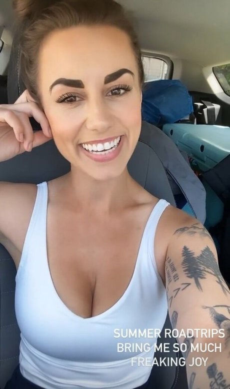 Maddison Noel modelo galerías