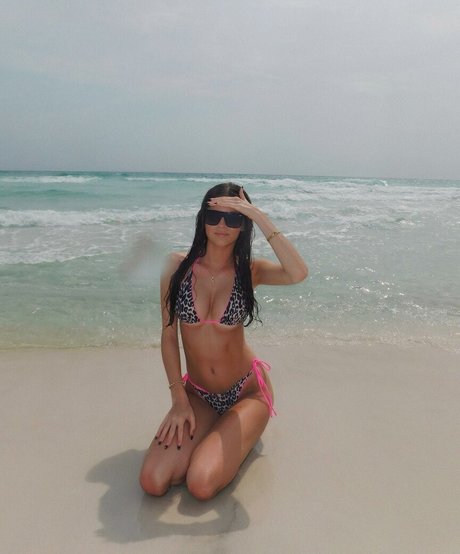 Mia Torrence estrella porno gratis archivo