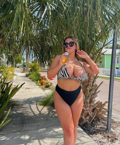 seerahb2 actriz foto