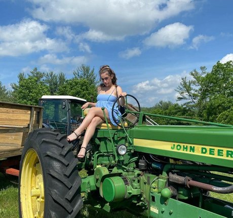 Rachel Anne Sennott actriz sexual galerías