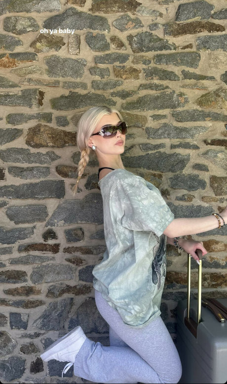 onlyfans de adolescentes xxx erótica agradable foto