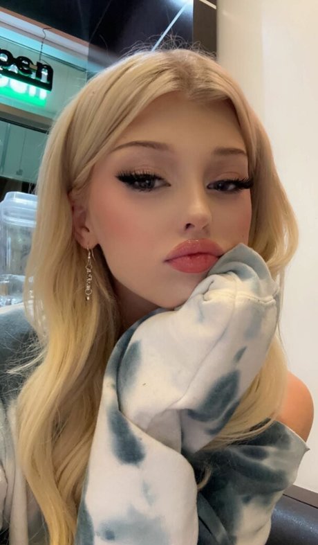 Loren Gray hermosa estrella porno archivo