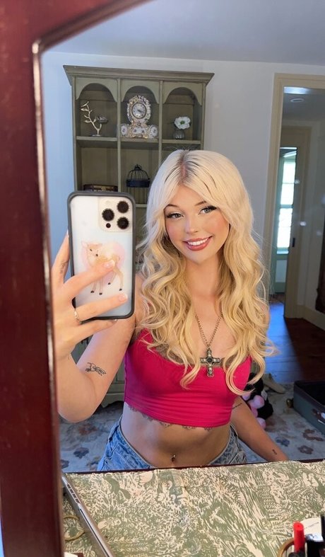Loren Gray estrella desnuda archivo
