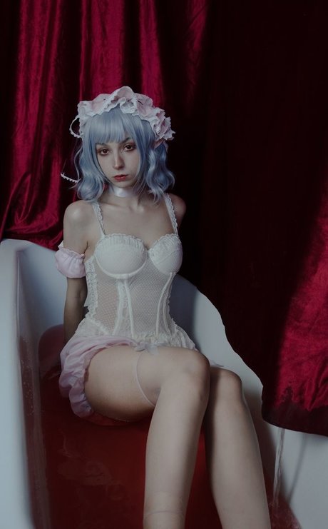 Himee lily modelo desnuda archivo