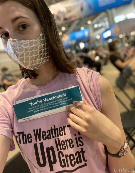 blissfulellie estrella caliente archivo