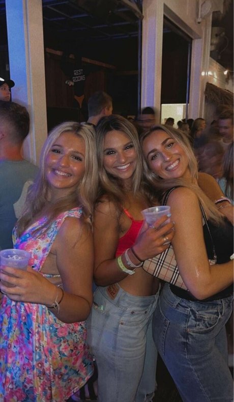 Angelina Cross estrella porno de arte archivo