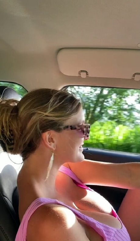 Isabella Abell estrella atractiva imagen