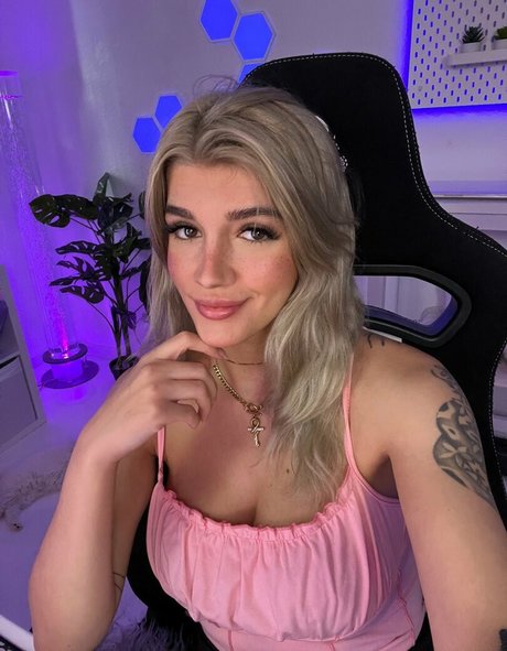 Kunshikitty actriz xxx galería