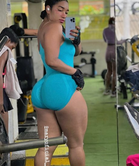 maryoficial fit bonita actriz imagen