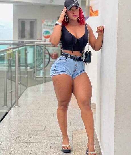 maryoficial fit estrella porno foto