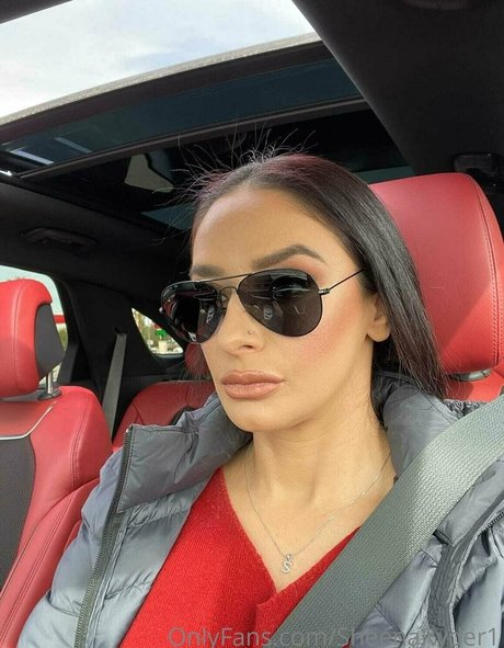 sheenaryder1 estrella archivo