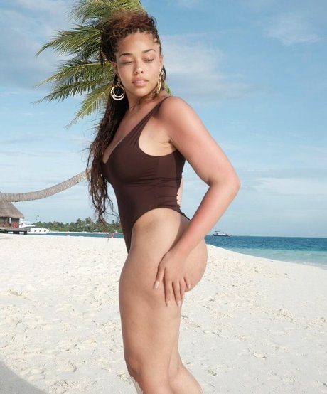Jordyn Woods sexo estrella foto
