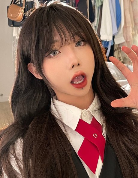 shiliuyelei linda estrella foto