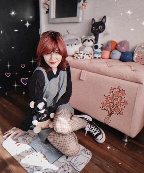 evee meow modelo erótico archivo