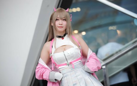 iorimoe five desnudos de estrellas porno recopilación