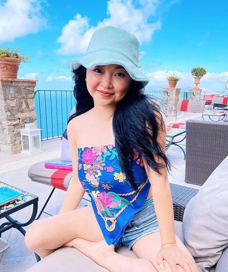 Lana Condor actriz exclusiva galerías