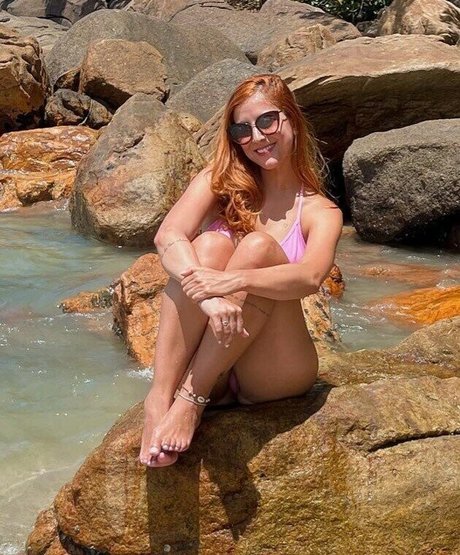 Paloma Tocci actriz libre foto