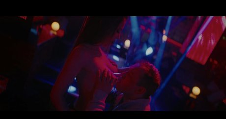 Nastasya Samburskaya estrella libre galería