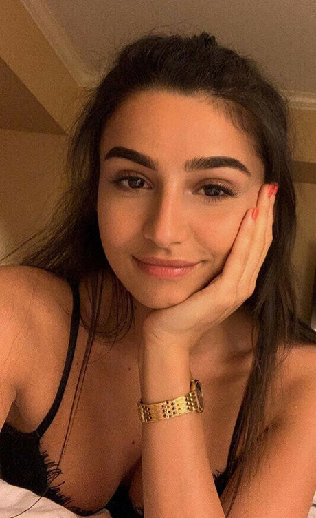 onlyfans de mujeres bastante desnuda galerías