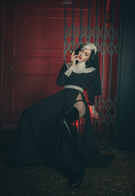 Oniksiya Sofinikum estrella xxx galería