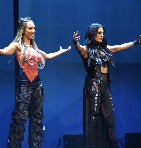 adolescente asiática de grandes tetas onlyfans alta definición sexy recopilación