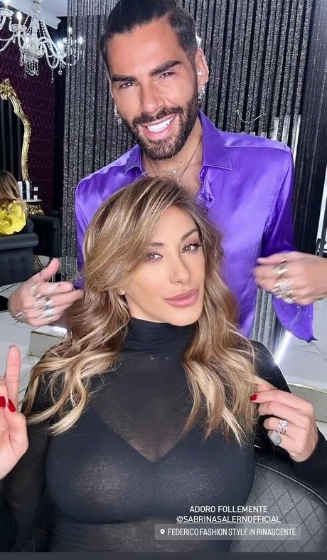 masturbación con las tetas grandes onlyfans porno arte foto