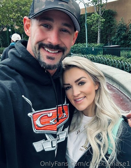 cheekschase1 modelo porno archivo