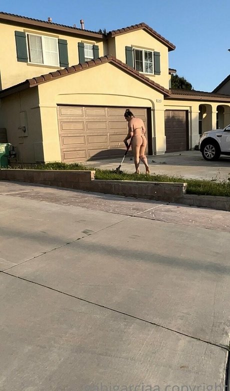 Gabi Garcia modelo desnuda galería