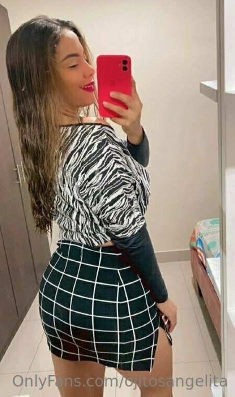 ojitosangelita actriz desnuda fotos