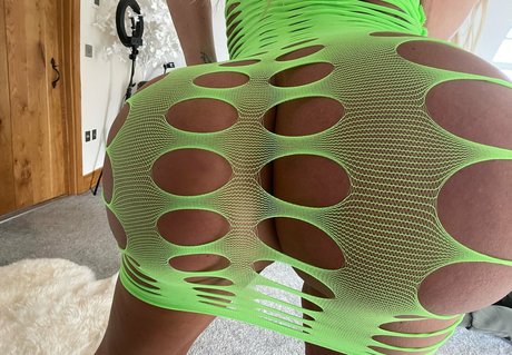 candycharms modelo perfecto galerías