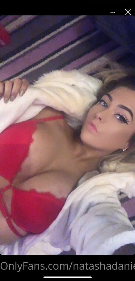 natashadanielle estrella sexy imágenes
