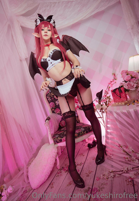 yukeshirofree modelo desnudo archivo