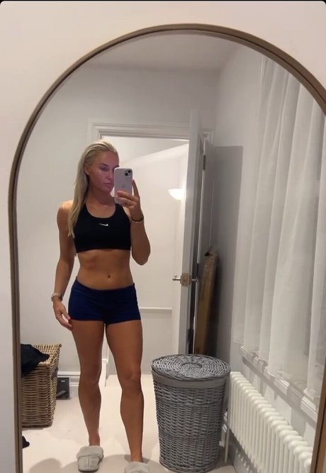 Charley Hull modelo pornografico fotos