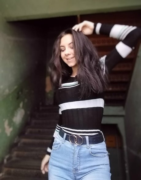 Wiktoria Bystron estrella hermosa recopilación