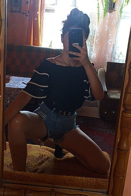 Wiktoria Bystron desnudos de estrellas foto