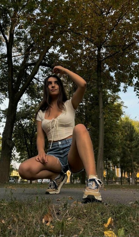 nika la modelo bonita fotos