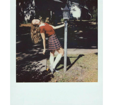 Elle Fanning actriz caliente fotos