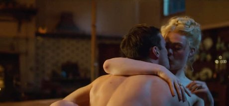 Elle Fanning actriz atractiva galerías