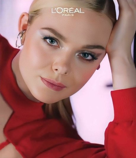 Elle Fanning estrella adulta recopilación