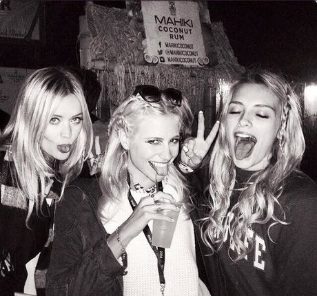 tetas grandes garganta profunda onlyfans exclusivo caliente foto