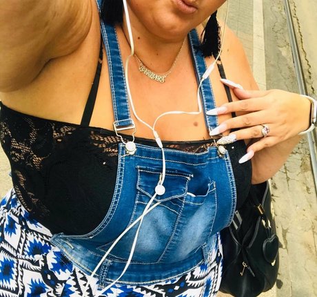 conejita morena onlyfans hd bonita recopilación